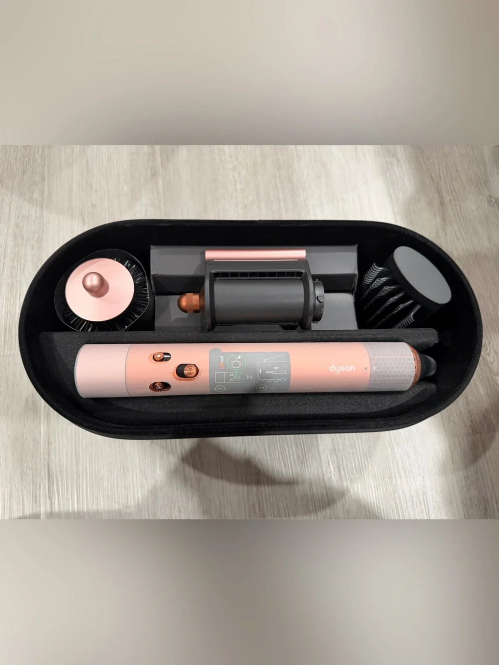 Dyson Airwrap i.d.™Multi-Styler in Amber Silk NIB w/ all attachments GENUINE